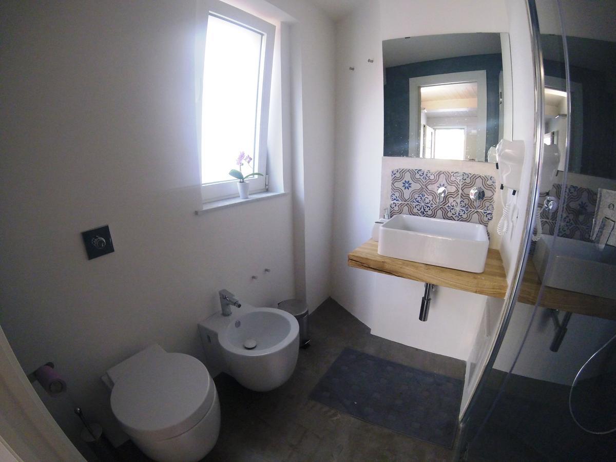 Kuro Hotel Палермо Екстериор снимка