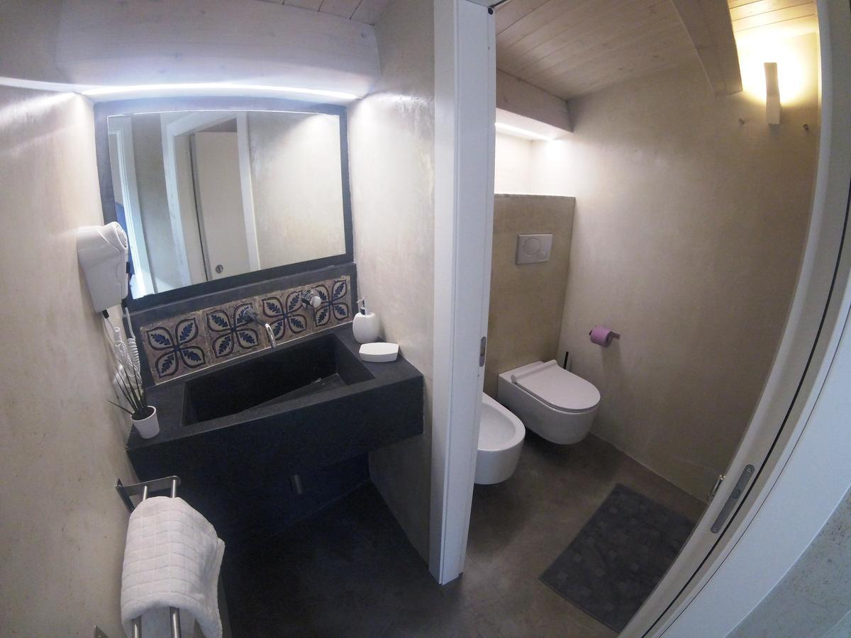 Kuro Hotel Палермо Екстериор снимка